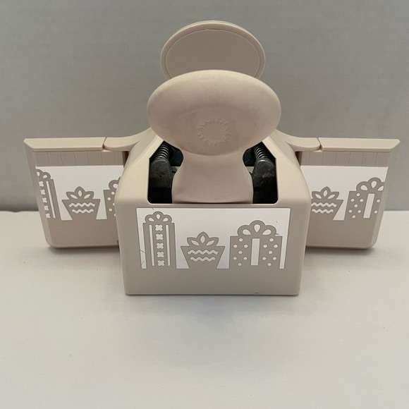 Martha Stewart Deep Edge Paper Punch Gifts Christmas Holidays Winter - Picture 3 of 3